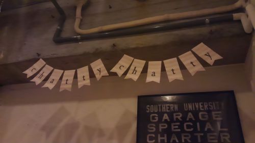 店内もシンプルなアメリカンテイスト。