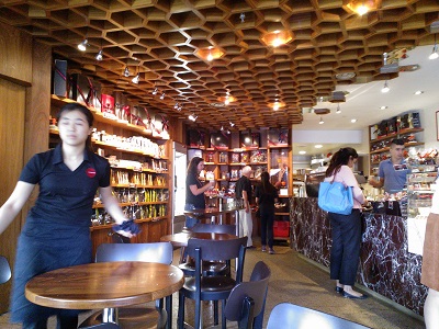 オシャレな店内。イートインもできます