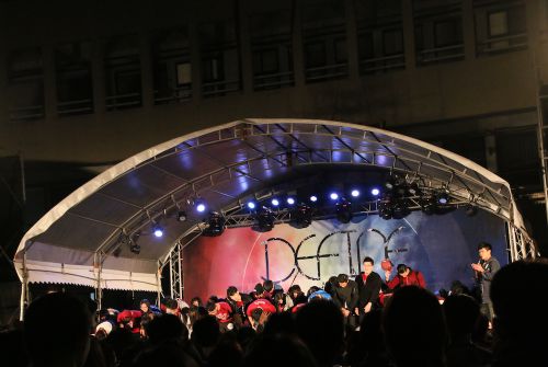 最後は観客に一礼