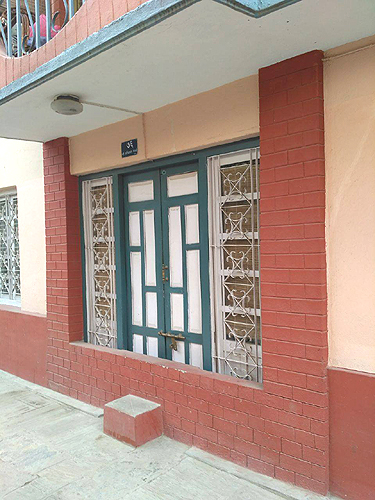 この高さまで塀を建てるほど浸水に悩まされていたのですね。