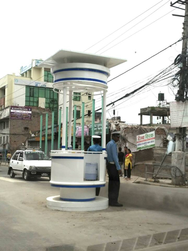 飲料水タンク、日陰も確保できています。