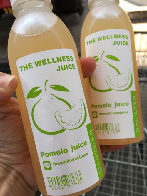 発見！ポメロのジュース