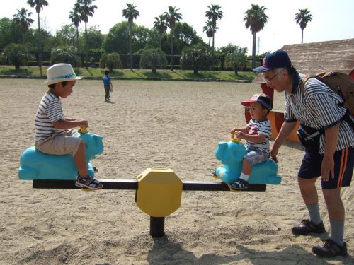 公園でやんちゃ坊主の相手もおてのもの