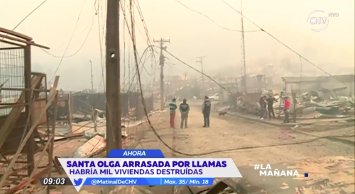 家を失った人々へ寄付を募るニュース番組   http://www.chilevision.cl/matinal/noticias/pueblo-santa-olga-fue-arrasado-por-llamas-en-incendio/2017-01-26/100323.html