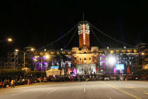 会場の総統府前広場