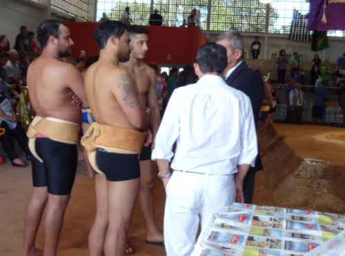 7月16日にサンパウロ市内で開かれた全伯相撲大会で上腕に入れ墨を入れた選手