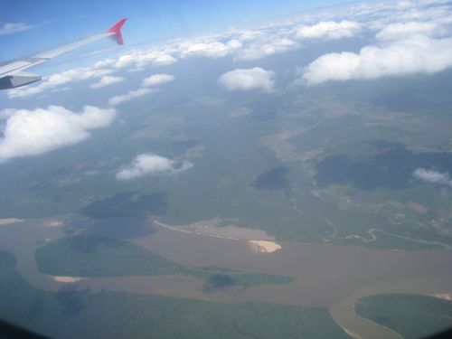 マナウス市近くのアマゾン川