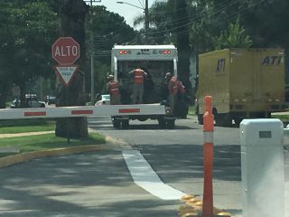 この住宅地専用のごみ回収車