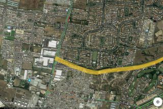 黄色の線を境に世界が変わります