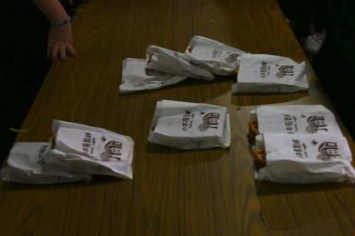 休憩時間に提供されたワッフル