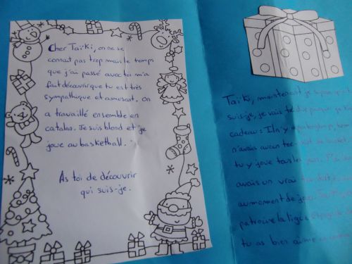 「僕はブロンドでバスケットをするよ。君のことはよく知らないが…」と書いてある