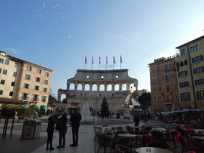 パーク内にある提携ホテルには、このようなイタリアのコロッセオの形をしたホテルも