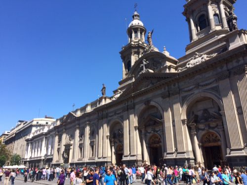 日曜日の自転車天国は旧市街の観光スポットも通過するので、サイクリングとしても楽しめます