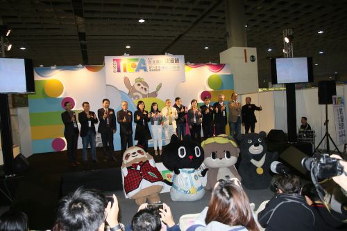 開会式時の記念撮影