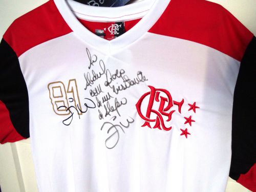 ジーコさんからアブドゥルさんに送られたメッセージ入りのジーコのユニホーム