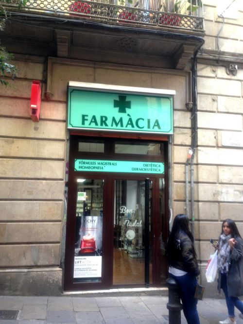 ゴチック地区の薬局