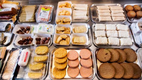 これって本当に大豆が原料なの？！というほどの「スナック類」