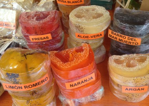 スクラブ石鹸シリーズは、個性たっぷり表れて楽しい！