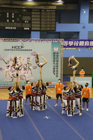 パートナースタンツの技の一つ、「スコーピオン」