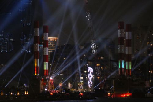 海上にある特設ステージ