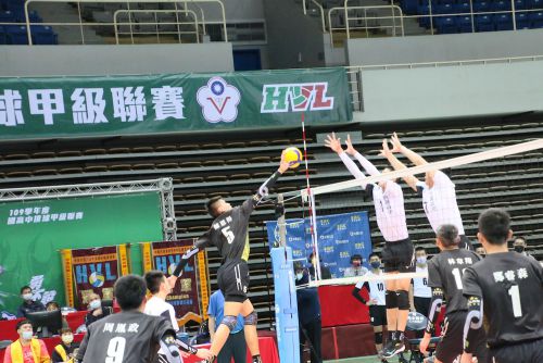 男子準決勝の様子