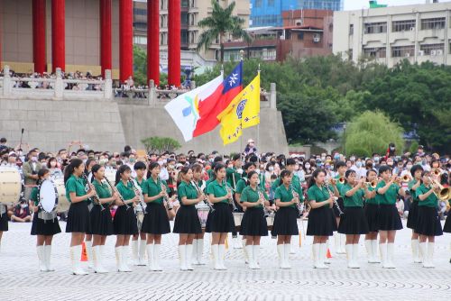 台北市立第一女子高級中學(以下、北一女)の演奏の様子