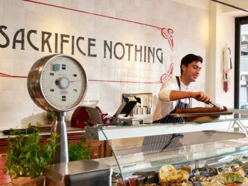 大豆素材の人口肉を売るベジタリアン・ブッチャー(肉屋)の店先
