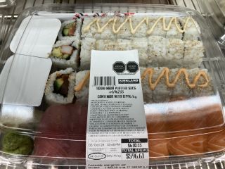 三人前の巻き寿司と握り