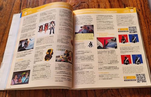 教習所のテキストは、かなり細かく全てのことが説明されていた